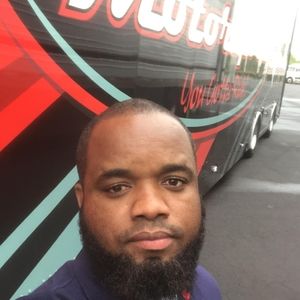 Meet your Posher, Hilton